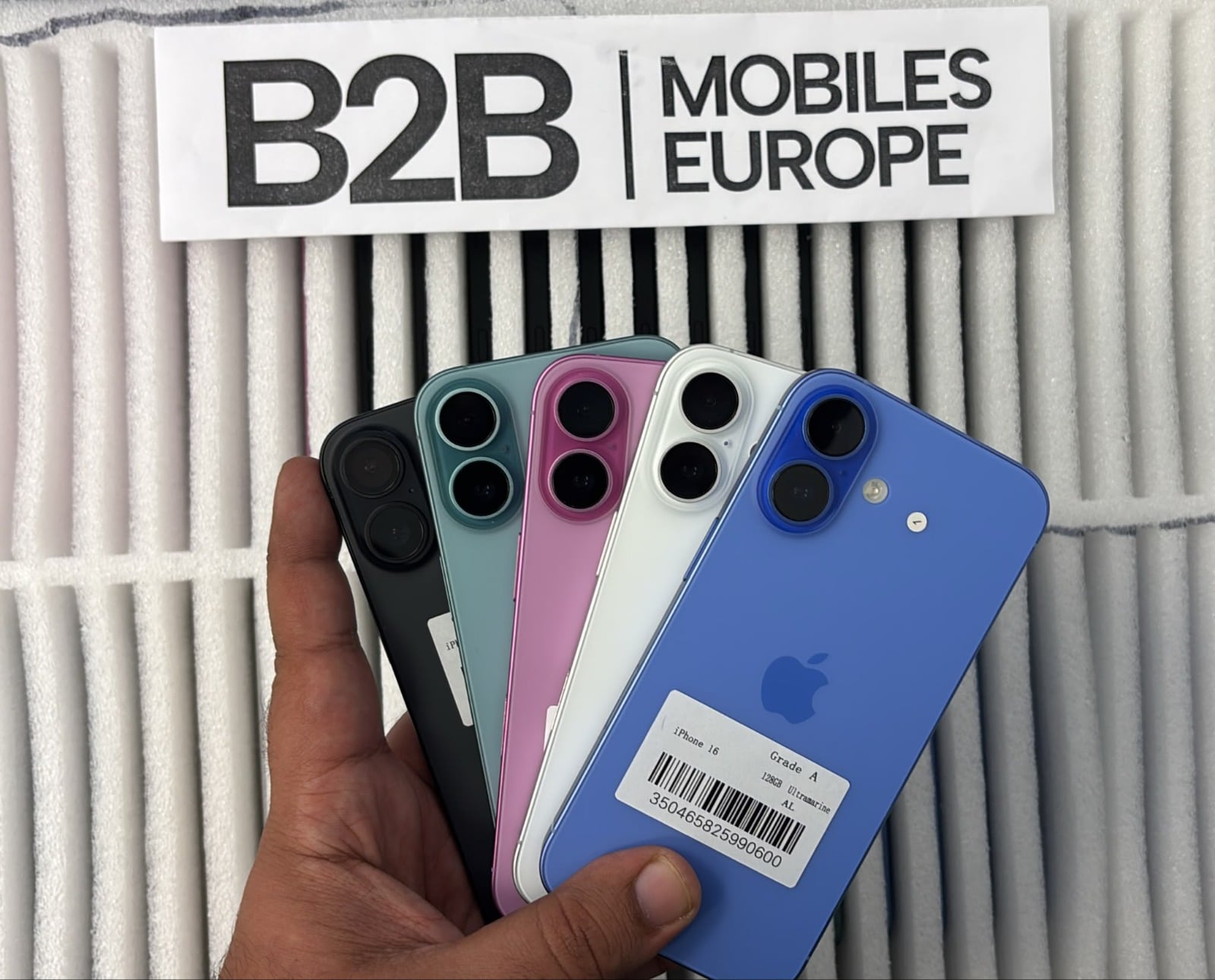 51x Apple iPhone 16 128GB Grade A Mixed Colours at €500 per unit stock offer
